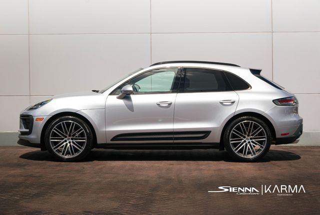 2024 Porsche Macan T photo 3