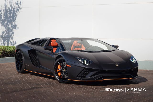 2019 Lamborghini Aventador S photo 2