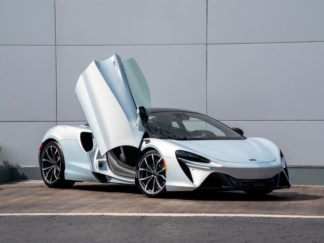 2023 McLaren Artura 3.0 Techlux's photo