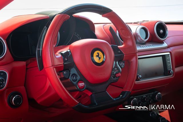 2018 Ferrari California T - Photo 18