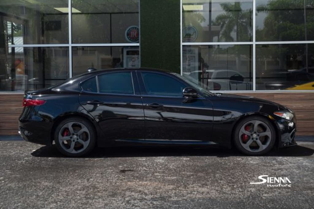 Used 2018 Alfa Romeo Giulia Sedan