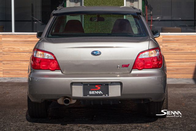 2006 Subaru Impreza WRX STI Base photo 2