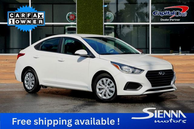 2022 Hyundai Accent SE