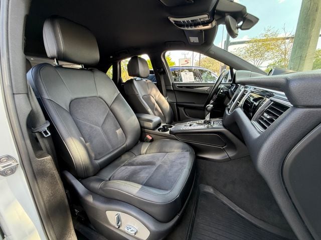 2018 Porsche Macan Base - Photo 38