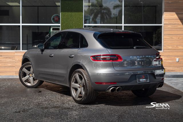 2016 Porsche Macan S photo 2