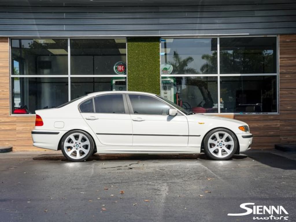 Used 2003 BMW 325i Sedan