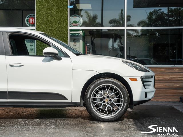 2018 Porsche Macan Base - Photo 17