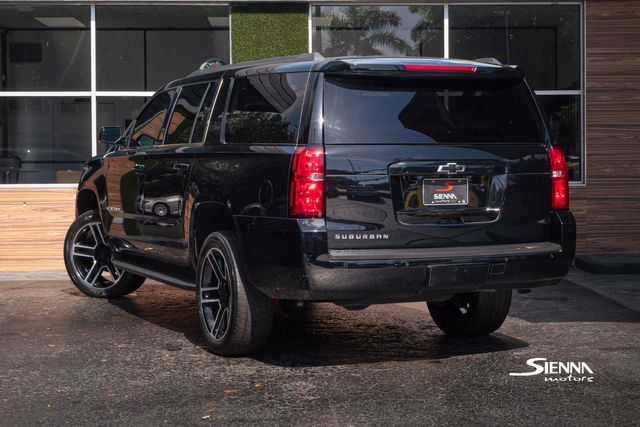 2020 Chevrolet Suburban LS photo 3