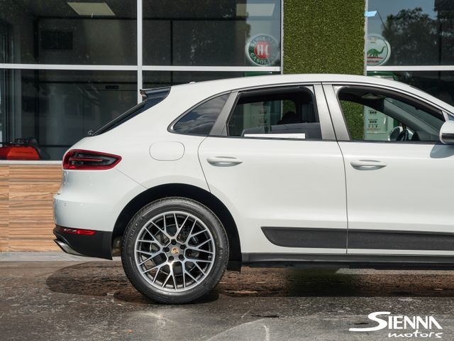 2018 Porsche Macan Base - Photo 16