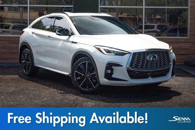 2022 INFINITI QX55 Essential's photo