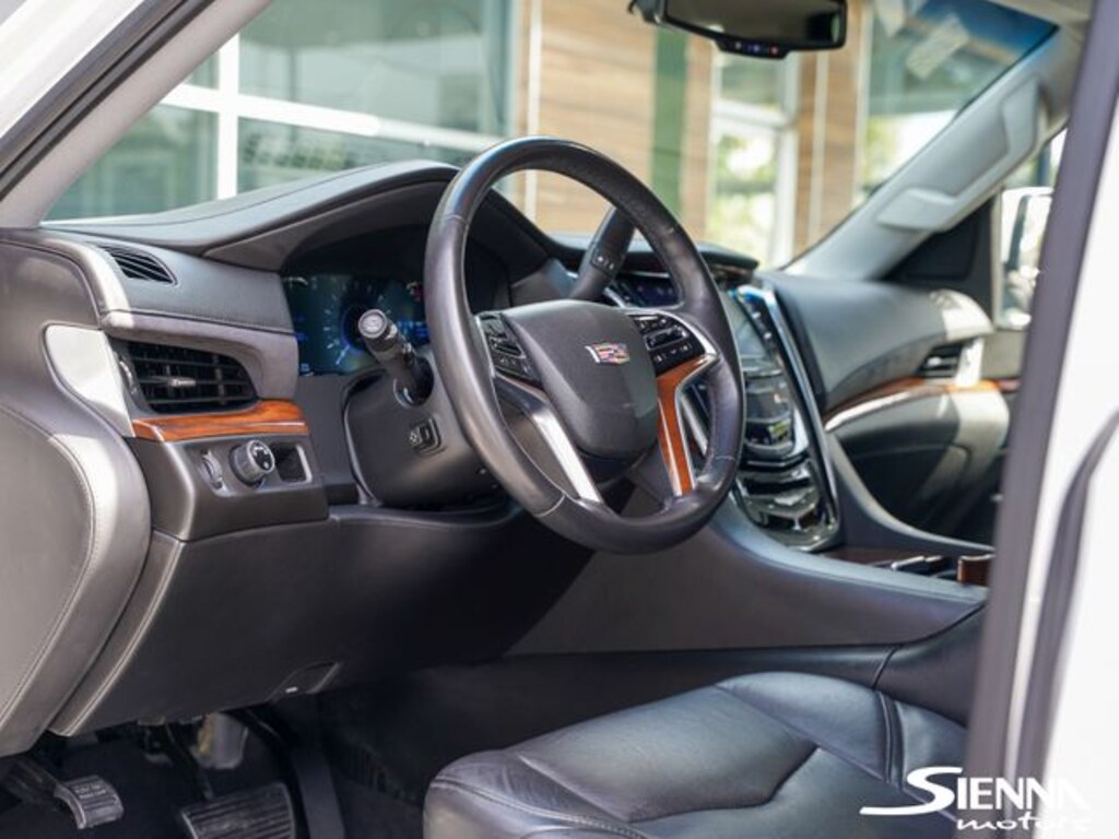 Used 2017 CADILLAC Escalade SUV