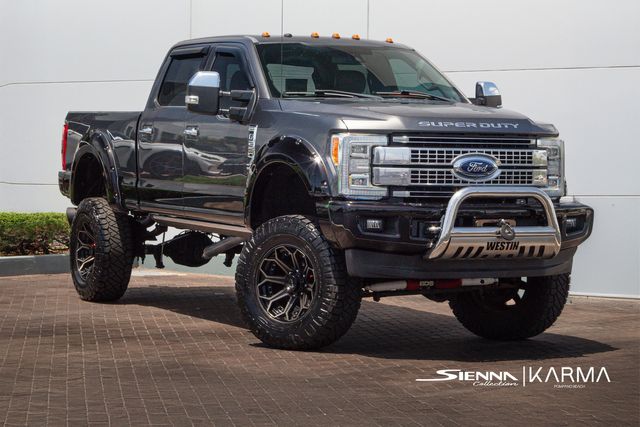 2018 Ford F-250 Super Duty Platinum's photo