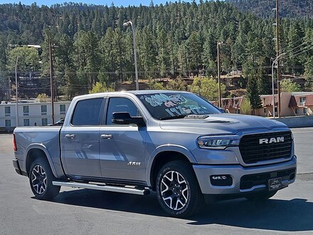 2025 Ram 1500 LARAMIE CREW CAB 4X4 5'7 BOX Pickup