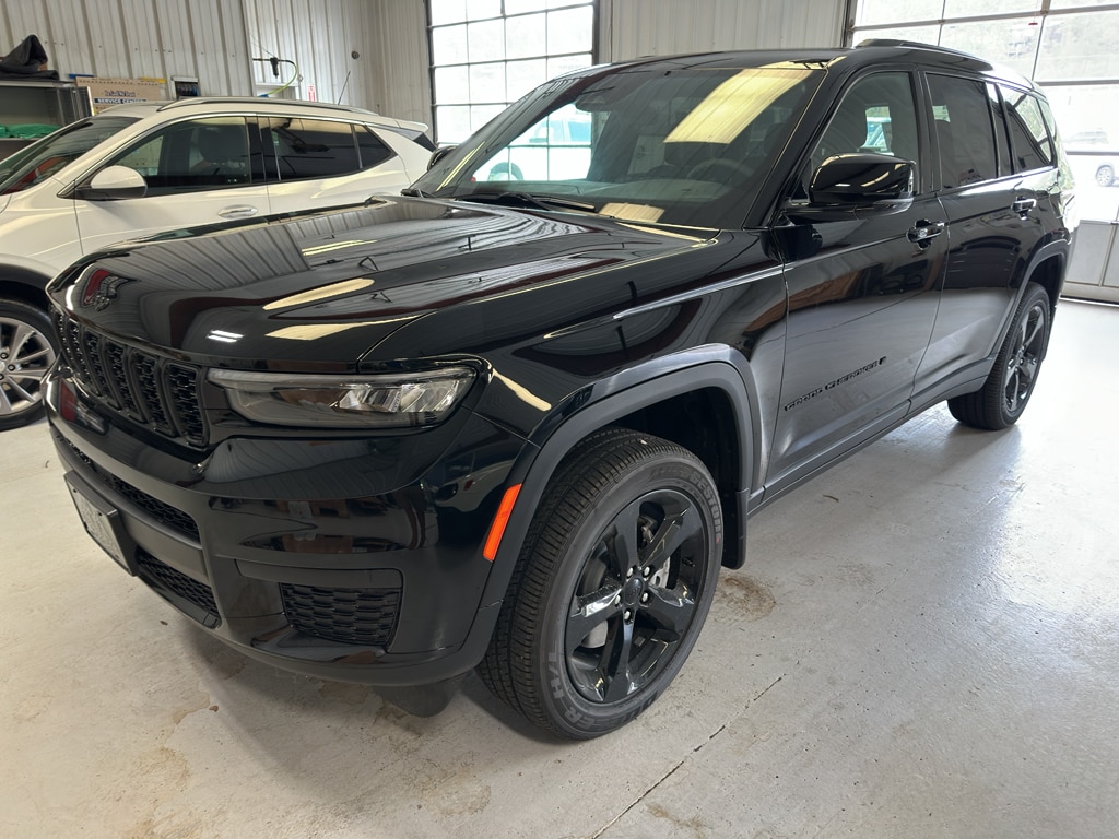 2025 Jeep Grand Cherokee Sport Utility 