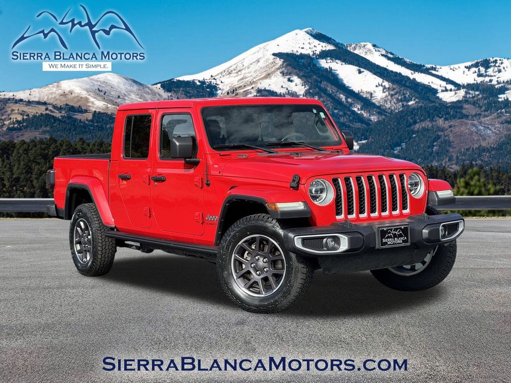 2021 Jeep Gladiator Crew Cab 