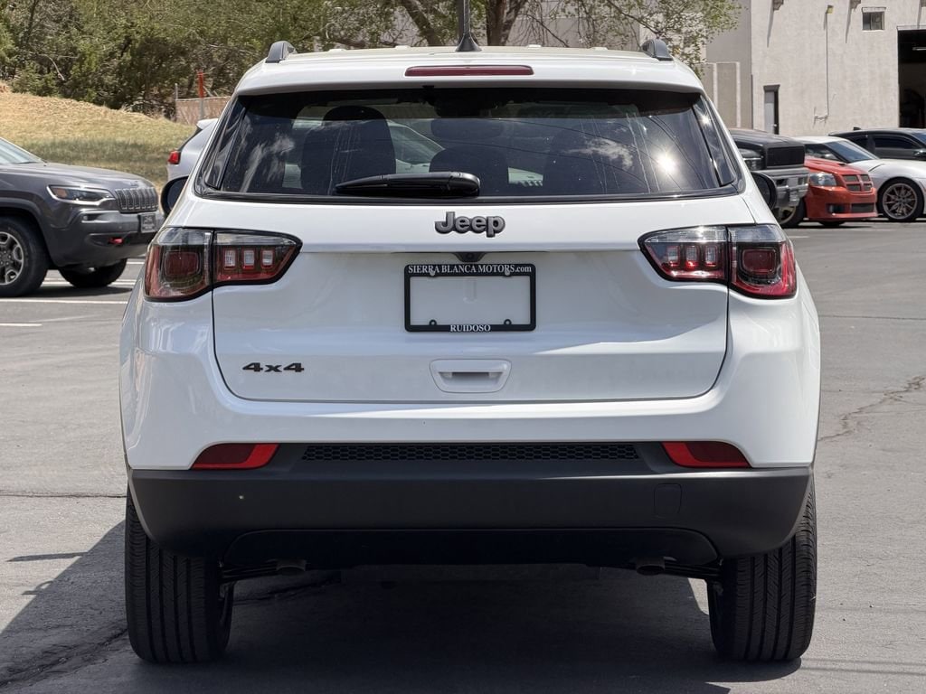 2026 Jeep Compass Latitude Altitude - Photo 4