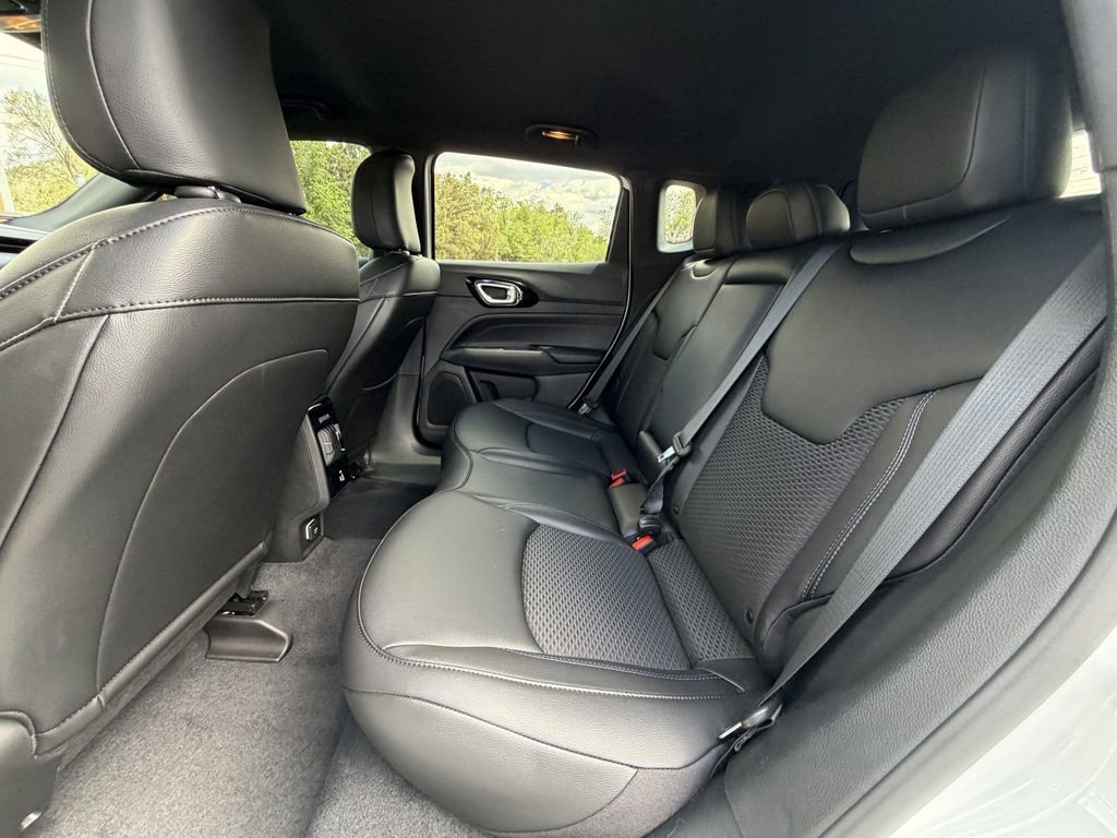 2026 Jeep Compass Latitude Altitude - Photo 23