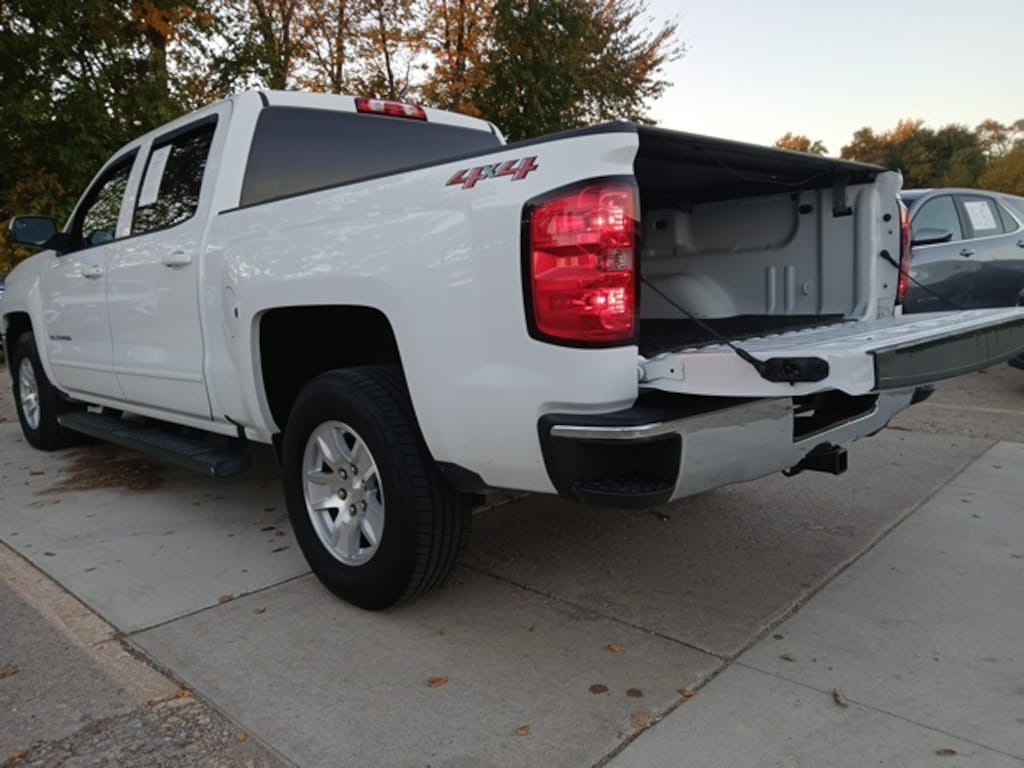 Used 2018 Chevrolet Silverado 1500 LT Truck Crew Cab