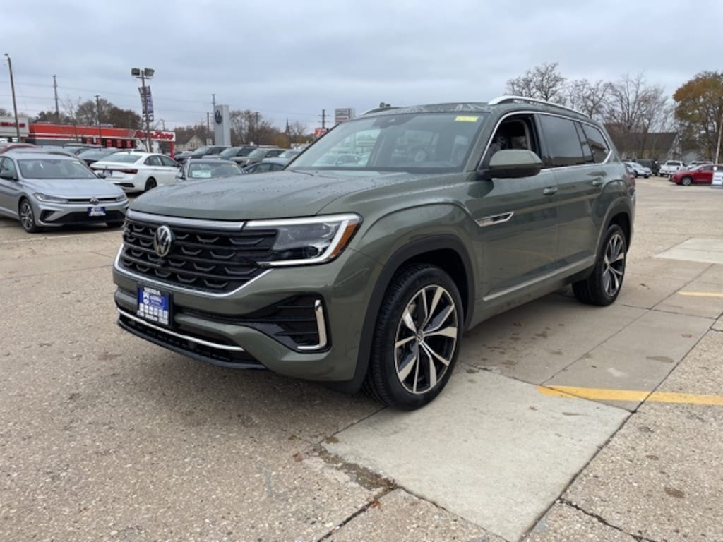 New 2026 Volkswagen Atlas 2.0T SEL Premium R-Line SUV