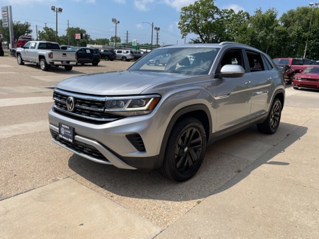 Certified 2022 Volkswagen Atlas Cross Sport 3.6L V6 SE w/Technology SUV