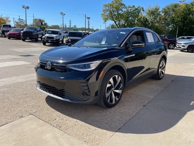 Used 2022 Volkswagen ID.4 PRO S with VIN WVGUNPE25NP045760 for sale in Ottawa, IL