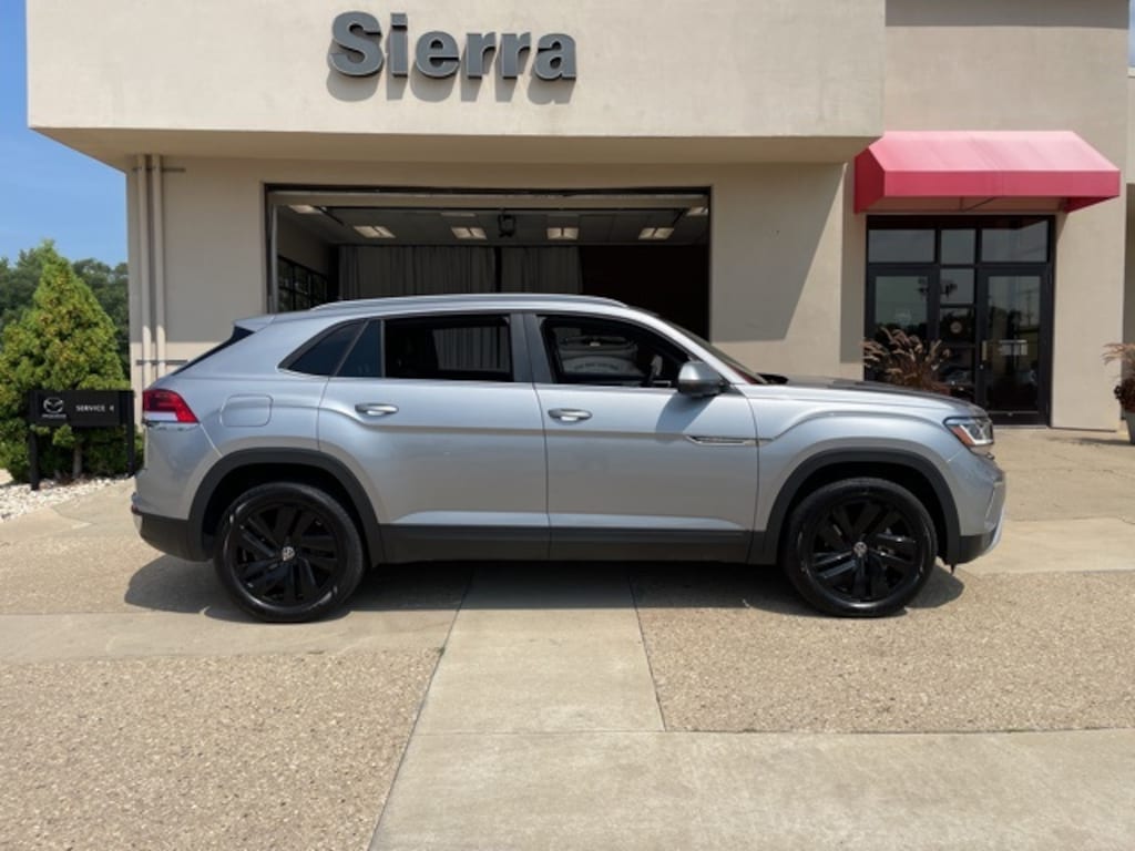 Certified 2022 Volkswagen Atlas Cross Sport 3.6L V6 SE w/Technology SUV