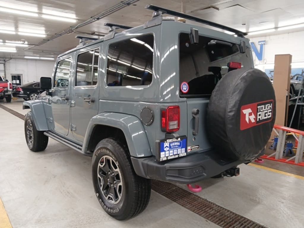 Used 2015 Jeep Wrangler Unlimited Rubicon 4x4 SUV