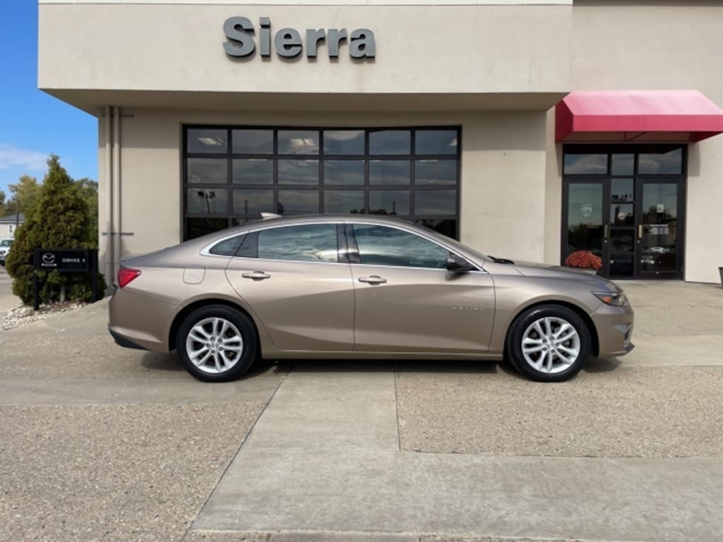 Used 2018 Chevrolet Malibu LT Sedan