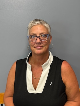Staff member Stacy Wilkson from ID_41c4ef125e2b