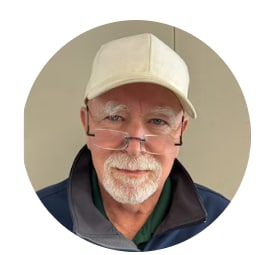 Staff member Steve Main from ID_51e8ba87782e