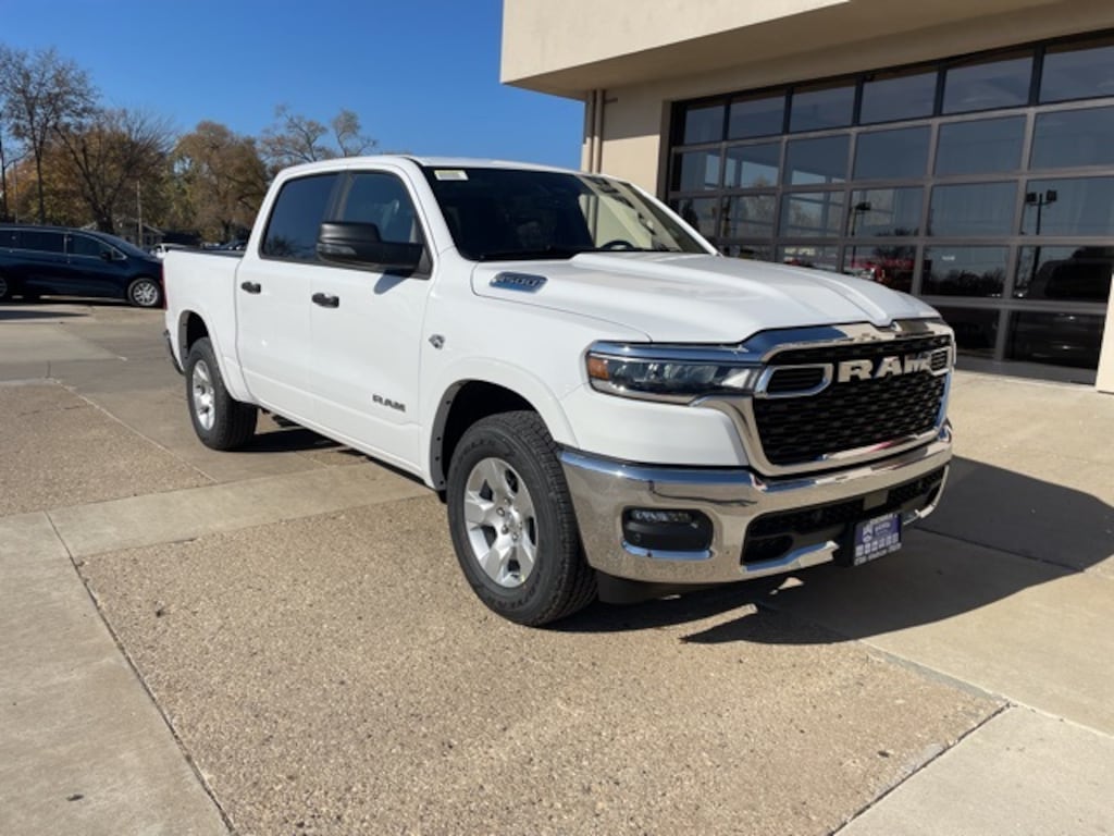 New 2026 Ram 1500 BIG HORN CREW CAB 4X4 5'7 BOX Pickup