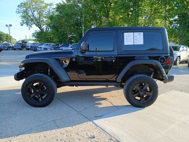 2024 Jeep Wrangler Sport photo 2