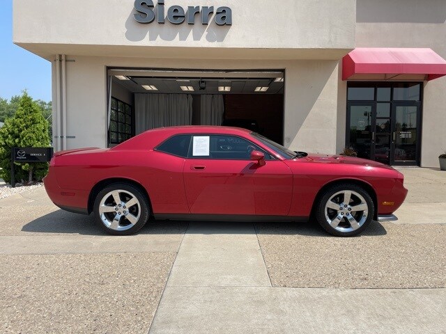 2010 Dodge Challenger R/T photo 4