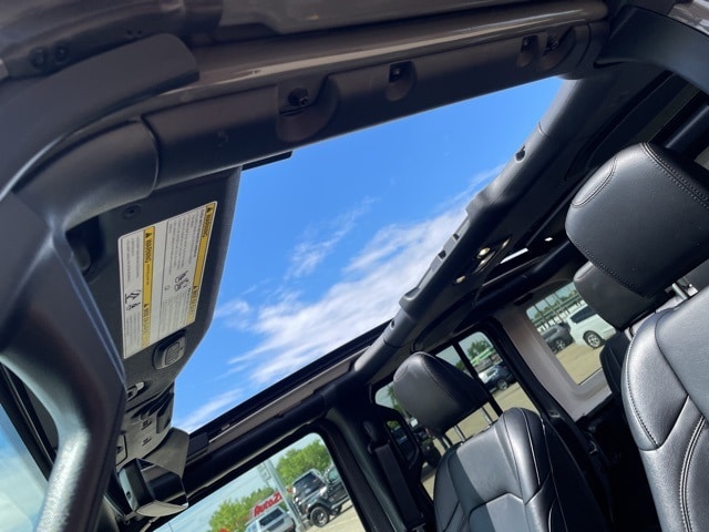 Used 2022 Jeep Wrangler Unlimited Sahara Altitude with VIN 1C4HJXEG3NW239237 for sale in Ottawa, IL