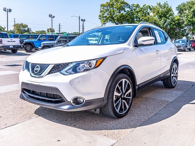 Used 2019 Nissan Rogue Sport SL with VIN JN1BJ1CR6KW318536 for sale in Ottawa, IL