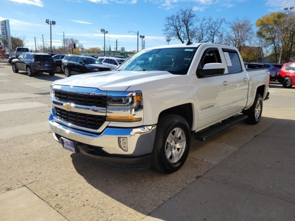 Used 2018 Chevrolet Silverado 1500 LT Truck Crew Cab