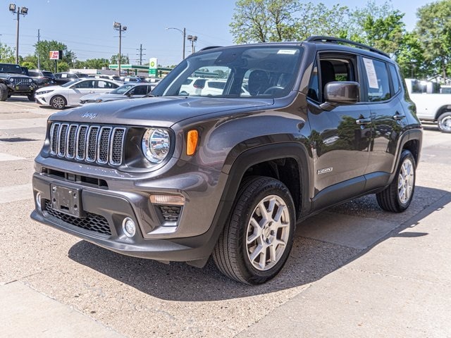 Used 2021 Jeep Renegade Latitude with VIN ZACNJDBB9MPM24377 for sale in Ottawa, IL