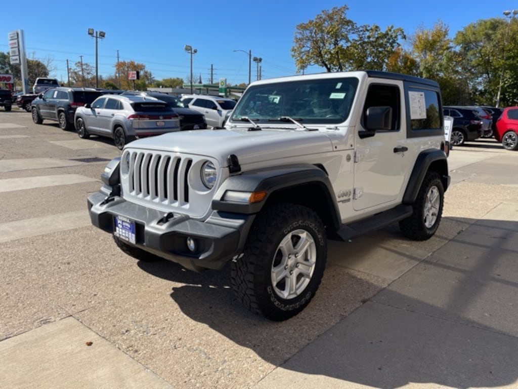Used 2020 Jeep Wrangler Sport SUV