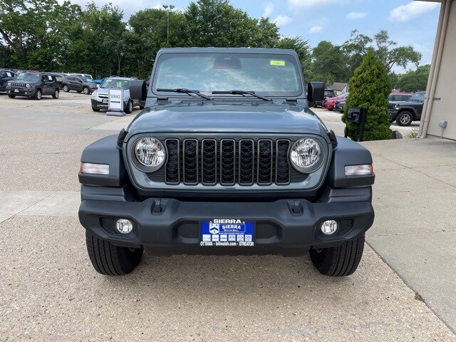 2025 Jeep Wrangler Sport S photo 3