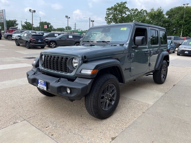 2025 Jeep Wrangler Sport S photo 2