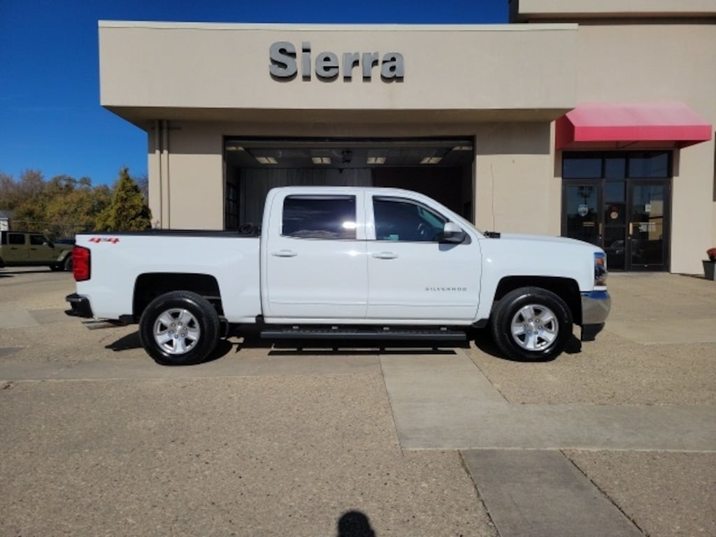 Used 2018 Chevrolet Silverado 1500 LT Truck Crew Cab