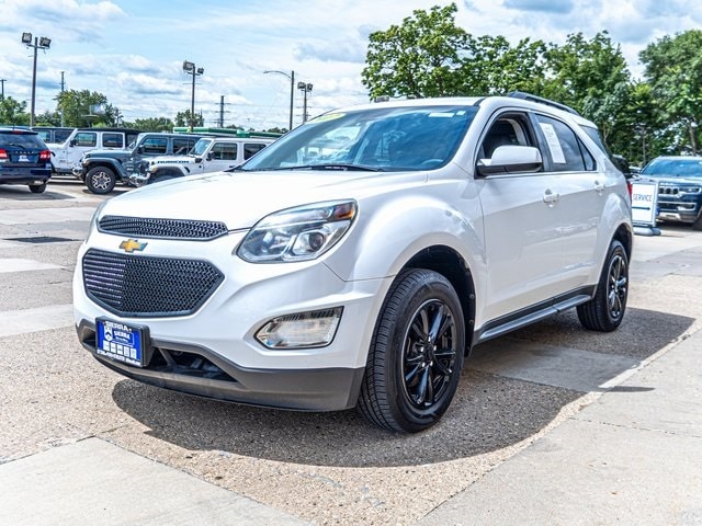 Used 2017 Chevrolet Equinox LT with VIN 2GNFLFE37H6235819 for sale in Ottawa, IL