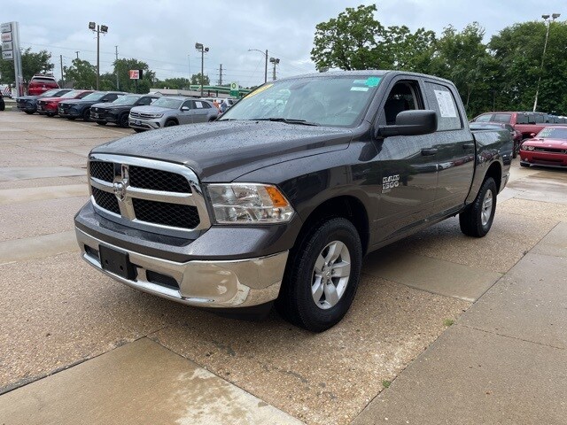 2024 Ram 1500 Classic Tradesman photo 2