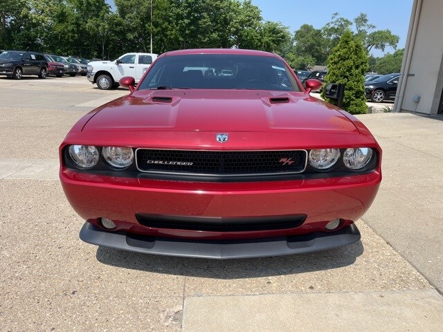2010 Dodge Challenger R/T photo 3