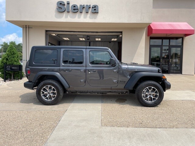 2024 Jeep Wrangler Sport S photo 4