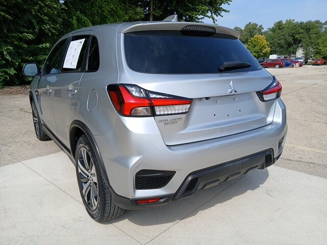 2023 Mitsubishi Outlander Sport ES LE SE photo 4