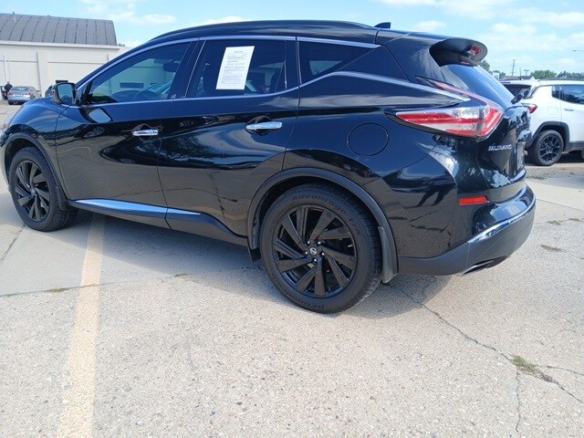 2017 Nissan Murano Platinum photo 2