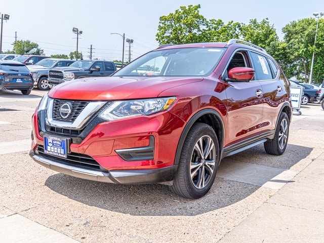 Used 2020 Nissan Rogue SV with VIN 5N1AT2MV6LC781215 for sale in Ottawa, IL