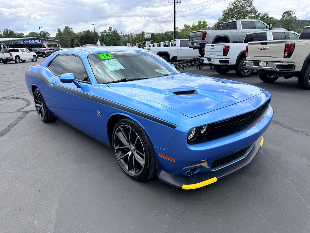 Used 2016 Dodge Challenger R/T Scat Pack Coupe