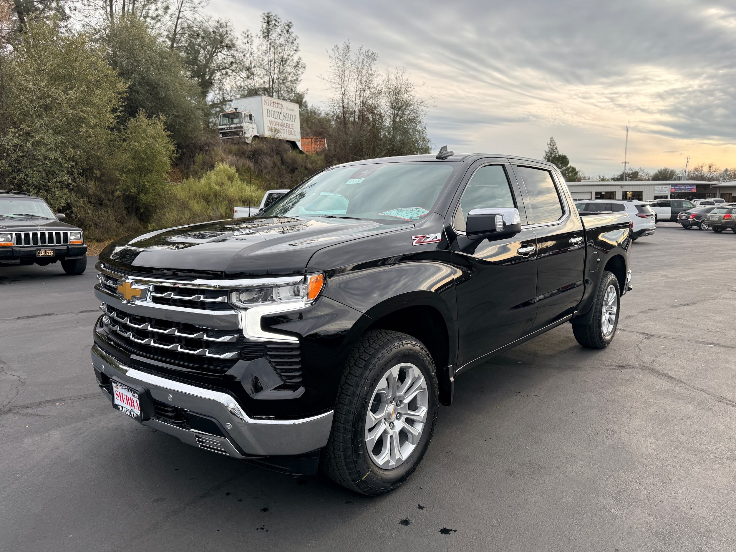 2026 Chevrolet Silverado 1500 LTZ's photo